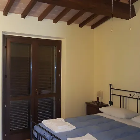 Κατάλυμα σε φάρμα L'antico Casale